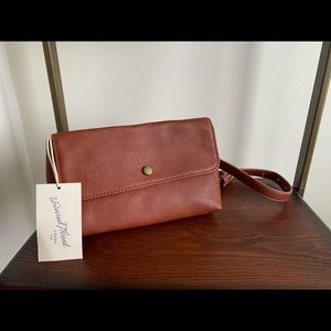 Universal Thread Belt Bag NWT